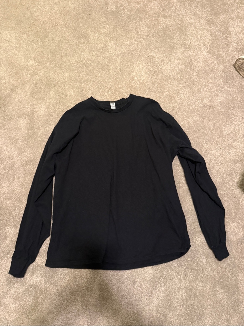 Gildan Black Long Sleeve Crewneck Tee